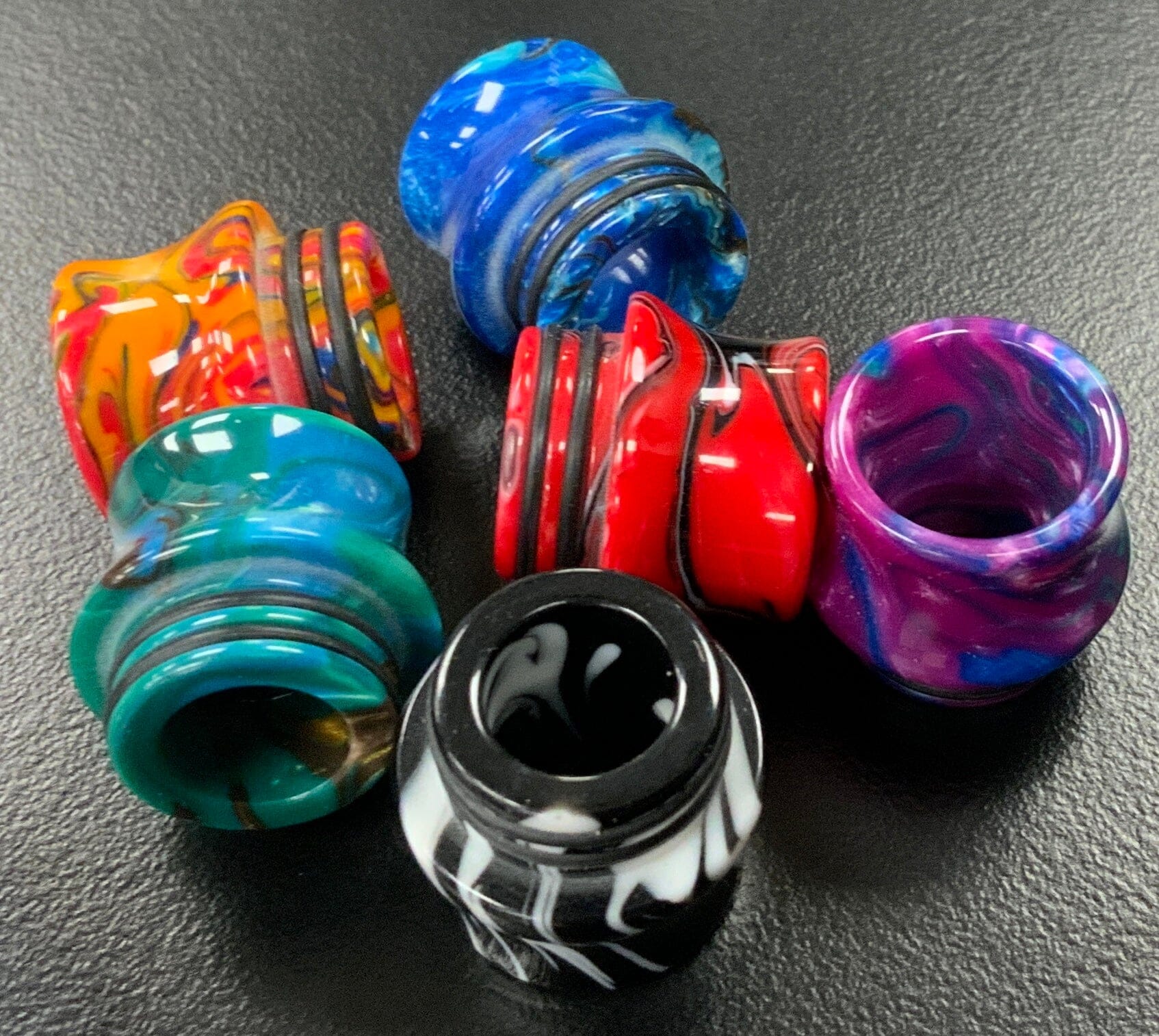 810-drip-tip-short-curvy-and-smooth-resin-v15-vape-accessories-810-drip-tip-286138
